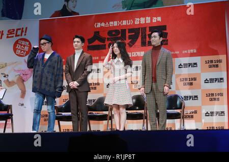 Séoul, Corée. 12Th Nov, 2018. D.O Do Kyung-soo, Park Hye-soo, Oh Jung-se et Kang Hyeong-Cheol assister à la conférence de la production de 'Swing Kids' à Séoul, Corée, le 12 novembre 2018.(La Chine et la Corée à l'homme) Credit : TopPhoto/Alamy Live News Banque D'Images
