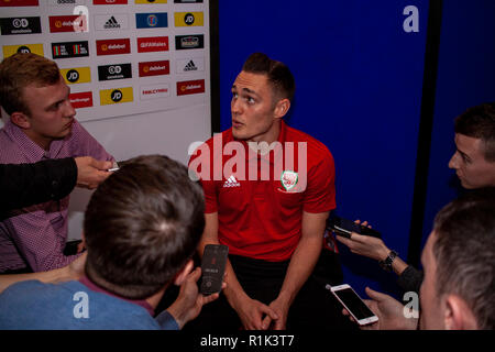 Cardiff, Pays de Galles. 13 novembre, 2018. Pays de Galles defender Connor Roberts fait face à la presse avant le match contre le Danemark dans l'UEFA Ligue des Nations Unies. Lewis Mitchell/YCPD. Credit : Lewis Mitchell/Alamy Live News Banque D'Images