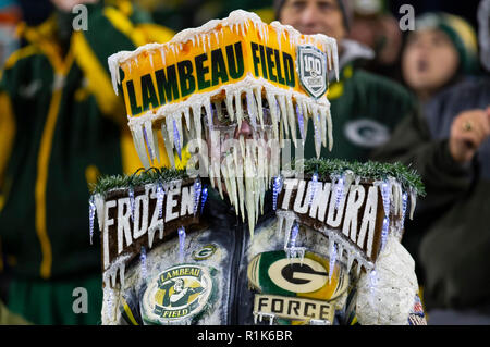 Green Bay, WI, USA. 11Th Nov, 2018. Un ventilateur de Green Bay ressemble au cours de la NFL football match entre les dauphins de Miami et les Packers de Green Bay à Lambeau Field de Green Bay, WI. Packers défait les dauphins 31-12. John Fisher/CSM/Alamy Live News Banque D'Images