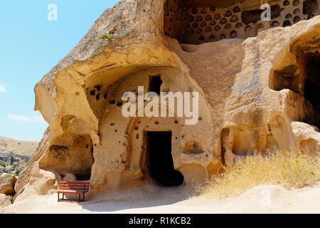 Selime monastère cathédrale ruines antiques à tour verte dans la région de Cappadoce, Turquie Banque D'Images