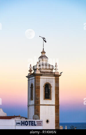 Beffroi de la ville d'Albufeira, Algarve, Portugal Banque D'Images