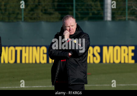 Alex McLeish, responsable écossais, pendant la session de formation à Édimbourg. APPUYEZ SUR ASSOCIATION photo. Date de la photo: Mardi 13 novembre 2018. Voir PA Story FOOTBALL Scotland. Le crédit photo devrait se lire comme suit : Jane Barlow/PA Wire. Banque D'Images