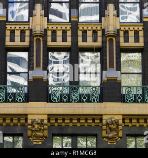 Full Frame shot of American radiateur extérieur de l'immeuble, 40e Rue, Manhattan, New York City, New York State, USA Banque D'Images