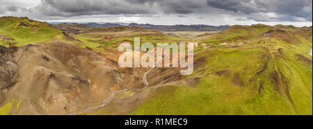 La Région des Sources Chaudes géothermiques, la péninsule de Reykjanes, l'Islande. Cette image est tourné à l'aide d'un drone. Banque D'Images