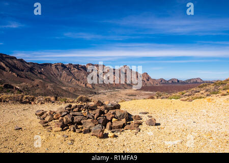 Formations de roche volcanique le long de la voie 31 à la manga, par Las Canadas del Teide national park, Tenerife, Canaries, Espagne Banque D'Images