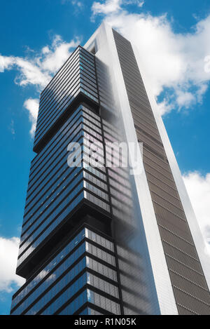 Madrid, Espagne - 15 juillet 2018 Détails : Cuatro Torres de gratte-ciel à Madrid, Espagne. Banque D'Images