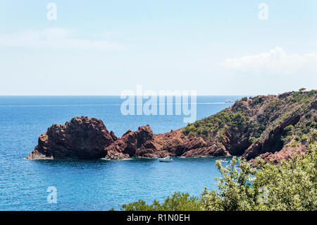 Le littoral de l'Estérel dans le Parc Naturel d'Azur Banque D'Images