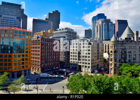 Boston skyline de grands bâtiments au centre-ville Centre, Massachusetts, USA Banque D'Images