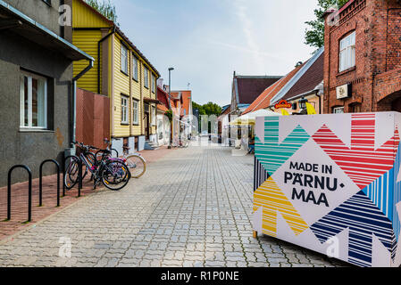 Il a été ultime destination de vacances en Estonie. Rue de Parnu - Pärnu - , Pärnu County, l'Estonie, pays Baltes, Europe. Banque D'Images