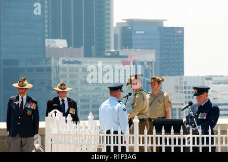 PERTH, AUSTRALIE - Novembre 11, 2018 : Centenaire le Jour du Souvenir au Monument commémoratif de guerre à l'État du Parc Kings Banque D'Images