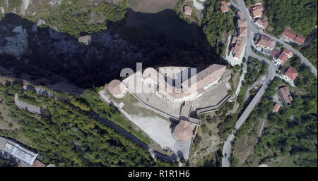 San Leo, Italie - vue aérienne du château de San Leo, la prison-forteresse où le comte Cagliostro, alchimiste, esotericist, Italien mason est mort Banque D'Images