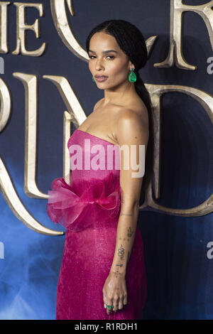 Londres, Royaume-Uni. 13Th Nov, 2018. Zoe Kravitz vu assister à la première mondiale de l'UK Les Animaux Fantastiques : les crimes de Grindelwald' au Cineworld Leicester Square à Londres. Crédit : Gary Mitchell/SOPA Images/ZUMA/Alamy Fil Live News Banque D'Images