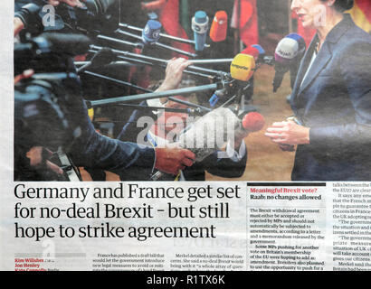 Gros titre de journal "L'Allemagne et la France Get set for no-deal Brexit - mais encore de l'espoir de grève 18 octobre 2018 accord' London England UK Banque D'Images