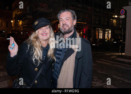 Géraldine Beigbeder et Jérôme Vermelin arrive à assister à l'exposition de la photographe Ellen von Unwerth à la librairie  > Paris Banque D'Images