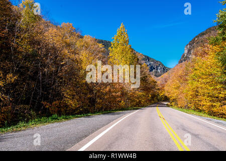 Scène d'automne dans le Vermont montagnes près de Stowe Banque D'Images
