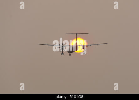 Aventure Astronomique le soleil Avion Banque D'Images