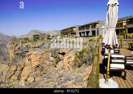 Alila resort à Jabal Akhdar Al Hajar en montagnes. Ce lieu est de 2000 mètres au-dessus du niveau de la mer. L'Oman. Banque D'Images