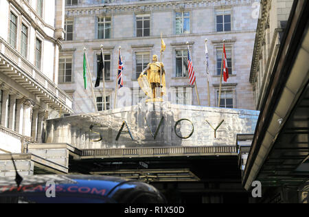 L'emblématique, hotel de luxe Savoie sur le brin dans le centre de Londres, UK Banque D'Images