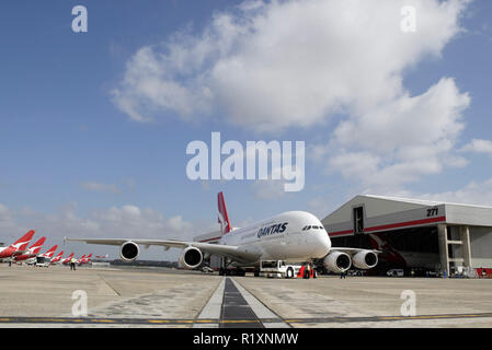 Qantas accueille son premier A380 jet pour l'Australie. L'avion, nommé d'après 92 ans, pionnier de l'aviation australienne Nancy-Bird Walton, l'avion de siège social d'Airbus à Toulouse, France, via Singapour, Sydney Kingsford Smith (de) de l'aéroport. Sydney, Australie. 21.09.08. Banque D'Images