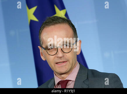 Berlin, Allemagne. 15 Nov, 2018. Heiko Maas (SPD), le ministre fédéral des affaires étrangères, fait une déclaration au Brexit au Ministère fédéral des affaires étrangères. Credit : Wolfgang Kumm/dpa/Alamy Live News Banque D'Images