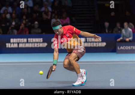 O2, Londres, Royaume-Uni. 15 novembre, 2018. Jour 4 des tournois à l'O2 Arena de Londres, Dominic Thiem (AUT) 6-1 6-4 victoire sur Kei Nishikori (JPN). Credit : Malcolm Park/Alamy Live News. Banque D'Images