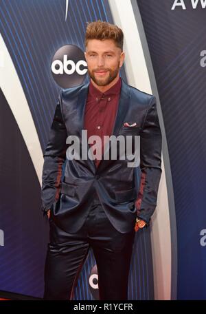 Chris Lane, au niveau des arrivées pour le 52e Prix annuel - Arrivées, Bridgestone Arena, Nashville, TN, le 14 novembre 2018. Photo par : Derek Storm/Everett Collection Banque D'Images