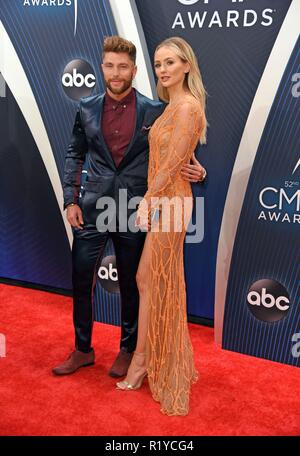 Chris Lane, au niveau des arrivées pour le 52e Prix annuel - Arrivées, Bridgestone Arena, Nashville, TN, le 14 novembre 2018. Photo par : Derek Storm/Everett Collection Banque D'Images