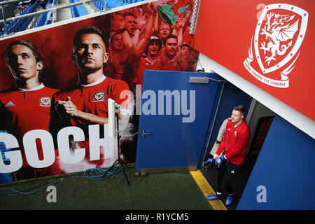 Cardiff, Wales, UK. 15 novembre, 2018. Wayne Hennessey de Galles Galles arrive pour la formation à l'équipe de football de Cardiff City Stadium de Cardiff , Nouvelle-Galles du Sud le jeudi 15 novembre 2018. L'équipe se préparent pour leur match de l'UEFA Ligue des Nations Unies contre le Danemark demain. Photos par Andrew Verger/Alamy Live News Banque D'Images