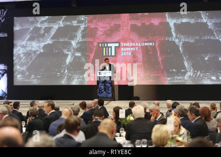 Thessalonique, Grèce. 15 Nov, 2018. Le Premier ministre grec Alexis Tsipras est titulaire d'un discours lors du sommet de Thessalonique en 2018. Sommet de Thessalonique est organisée par la Fédération des industries du nord de la Grèce chaque année avec des centaines d'entreprises et les personnes qui prennent part à l'industrie. Credit : Giannis Papanikos/ZUMA/Alamy Fil Live News Banque D'Images