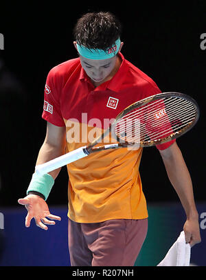 Kei Nishikori au Japon montre sa déjection lors des singles hommes pendant le cinquième jour des finales de Nitto ATP à l'O2 Arena, Londres. APPUYEZ SUR ASSOCIATION photo. Date de la photo: Jeudi 15 novembre 2018. Voir PA Story TENNIS Londres. Le crédit photo devrait se lire comme suit : John Walton/PA Wire. . Banque D'Images