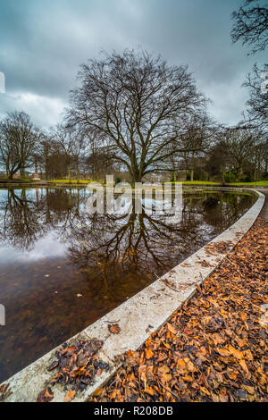 Duthie Park à Aberdeen tourné au cours de l'automne sur un jour nuageux. Banque D'Images