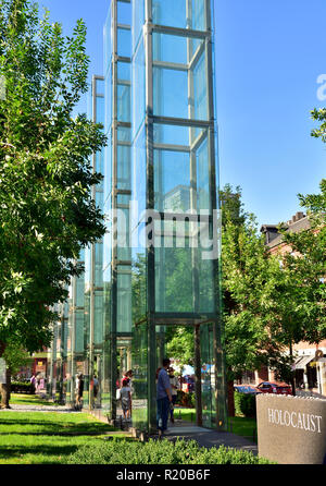 Le New England Holocaust Memorial tours en verre, Boston, Massachusetts, USA Banque D'Images