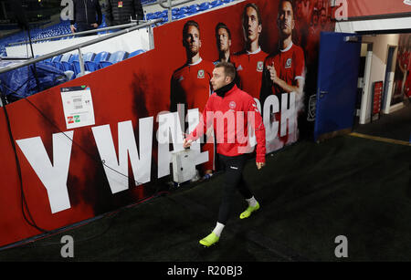 Christian Eriksen du Danemark au cours de la session de formation à la Cardiff City Stadium, Cardiff. Banque D'Images