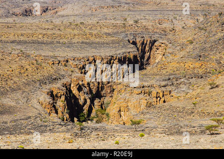 Vue panoramique de Jebel Akhar. Le Jebel Akhar (Al Jabal al Akhdar) fait partie de la gamme des montagnes Hajar Al dans Ad Dakhiliyah Gouvernorat d'Oman. Banque D'Images