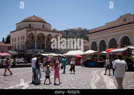 Les touristes en Grèce Athènes monastiraki plateia Banque D'Images