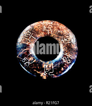 Jade Chinois Antique Pi faite dans la dynastie Zhou autour de 300 av. Banque D'Images