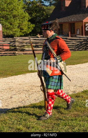 Colonial Williamsburg fera revivre en costume. Banque D'Images