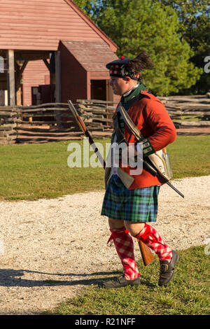 Colonial Williamsburg fera revivre en costume. Banque D'Images
