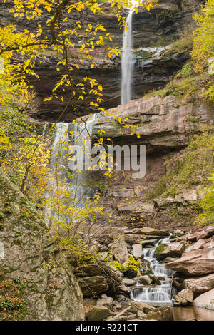 Kaaterskill Falls à l'automne dans les montagnes Catskill Banque D'Images