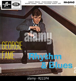 UK 45 tr/min 7' EP par Georgie Fame intitulé Rhythm and Blues sur l'étiquette Columbia à partir de 1964. Produit par Ian Samwell, enregistré live au Flamingo, un club à Wardour Street, Londres. Banque D'Images