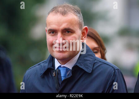 Riga, Lettonie. Le 16 novembre, 2018. 16.11.2018. RIGA, Lettonie. Président de l'Islande Gudni arrive pour Jouhannesson Visite Officielle en Lettonie. Château de Riga, Riga. Credit : Gints Ivuskans/Alamy Live News Banque D'Images