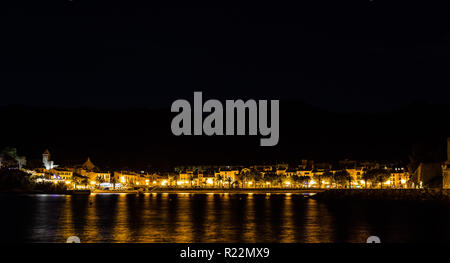 Vues de la nuit de Collioure, Languedoc-Roussillon, France Banque D'Images