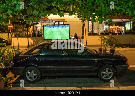 L'Albanie, Tirana, le soir de la Coupe du Monde Banque D'Images