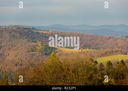 Paysage d'automne photo prise dans les Beskides, Grabowa. Banque D'Images