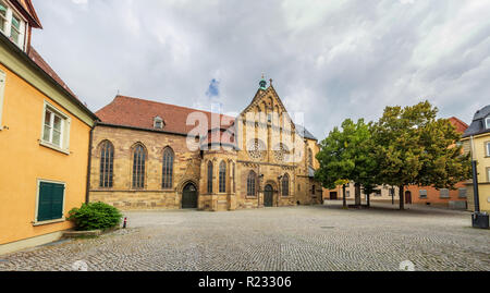 SCHWEINFURT, ALLEMAGNE - circa 2018, août : Le fleuve Johannis-Kirche de Schweinfurt en Allemagne Banque D'Images