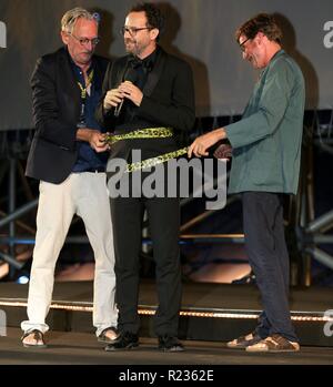 LOCARNO, SUISSE - Aug 11, 2018 : Carlo Chatrian en avant de la "Je me sens bien" au 71e Festival du Film de Locarno (photo : Mickael Chavet) Banque D'Images