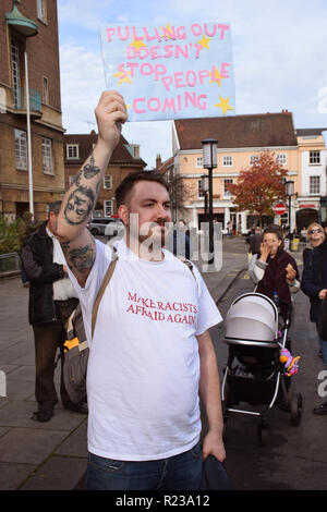 Norwich contre les fascistes ont organisé une contre-manifestation importante à l'unité britannique "reprendre le contrôle" pro-Brexit protester à l'échelle de la route. Norvégien Banque D'Images