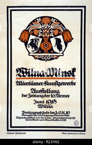 Wilna-Minsk, juin 1918, Wilna - Une exposition d'Arts et Antiquités Artisanat de Vilna et Minsk présenté par la 10e armée. Location à Vilna, heures, et les prix d'admission sont données. Poster montre un vase de fleurs dessiné dans un style art populaire avec deux couches d'armes de chaque côté. Banque D'Images