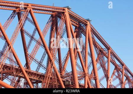 Détail de la construction de l'avant pont sur le Firth of Forth en Ecosse Banque D'Images