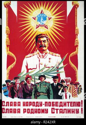 Vive la Nation victorieuse ! Longue vie à notre cher Staline.aEo 1940 affiche de propagande russe Banque D'Images